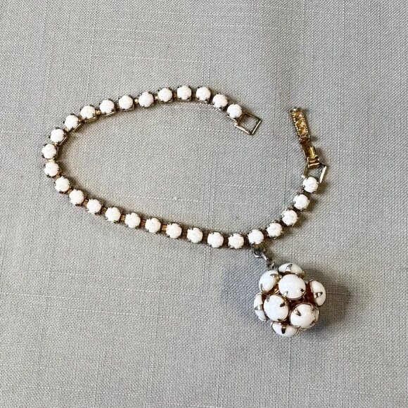 Jewelry - Vintage White Cabochon Bracelet with Ball Pendant